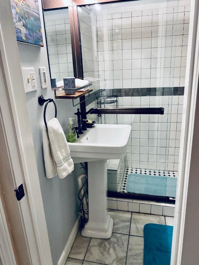 Boho-Chic Travel Pad - Unit 2 Daire Bloomington Dış mekan fotoğraf